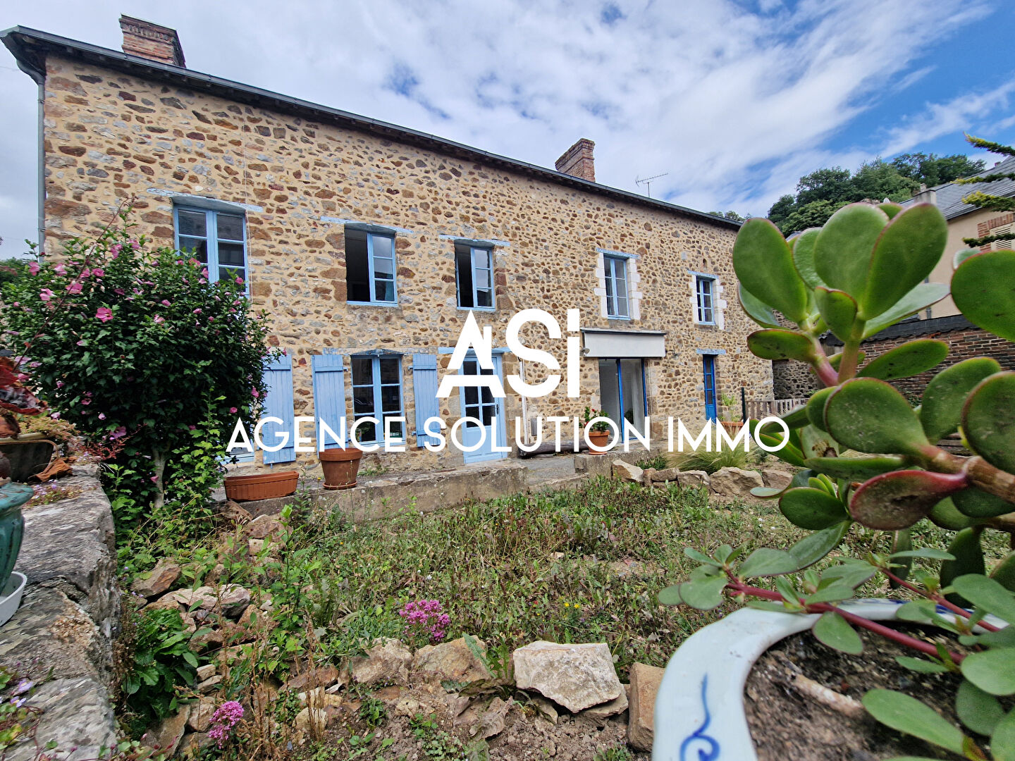 Maison de bourg familiale de 142 m² à CHAILLAND ? Petite Cité de Caractère