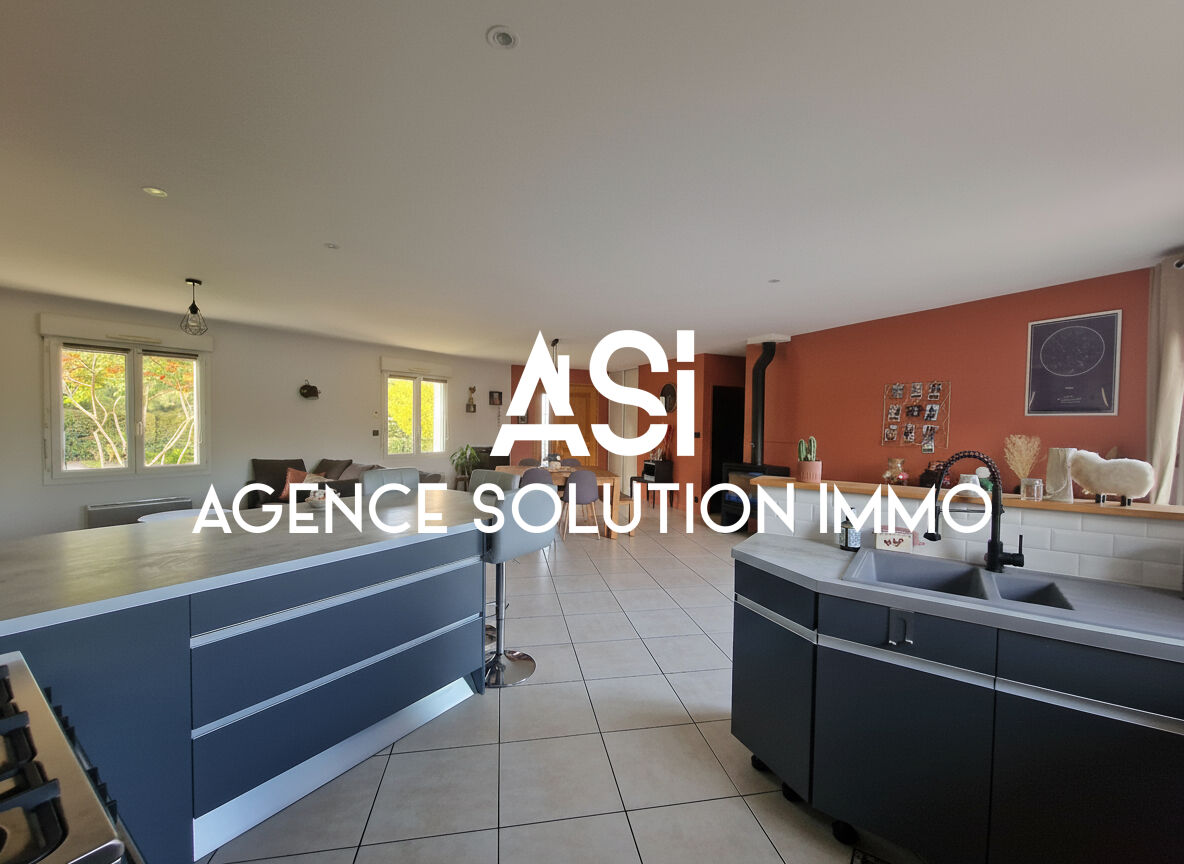 Maison Courbeveille  5 pièces - 3 chambres sur 864 m² de terrain