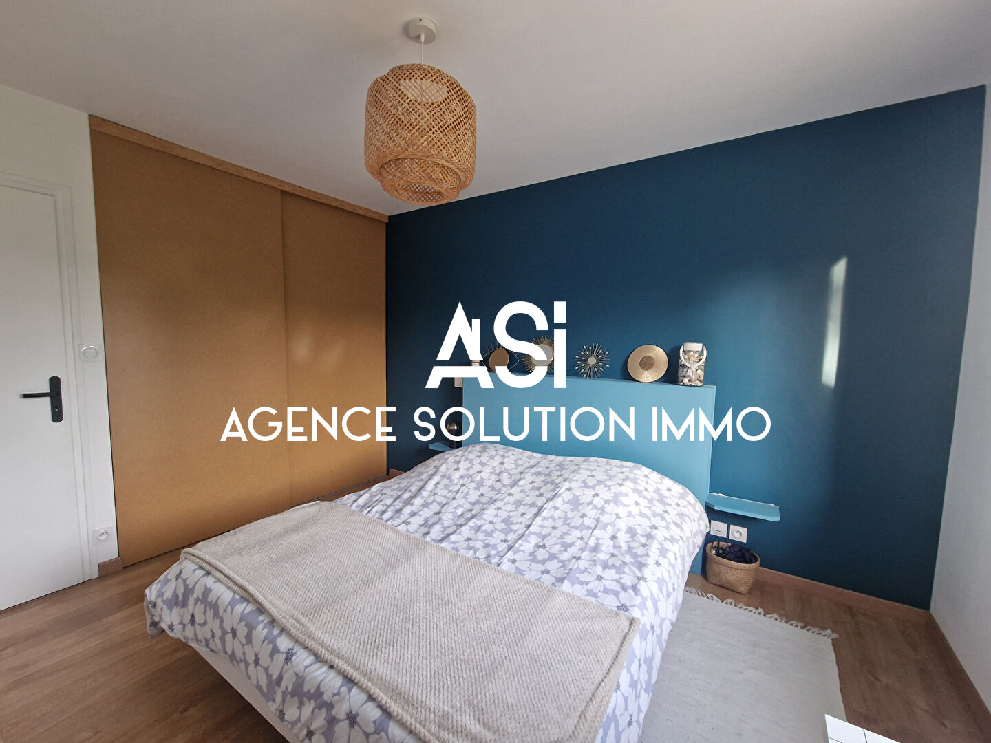 Maison Courbeveille  5 pièces - 3 chambres sur 864 m² de terrain