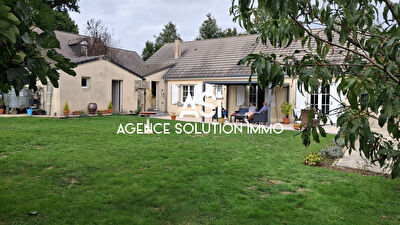 Maison PLAIN PIED - 5P - 3 CH - GARAGE  - JARDIN - CALME - CLAIR