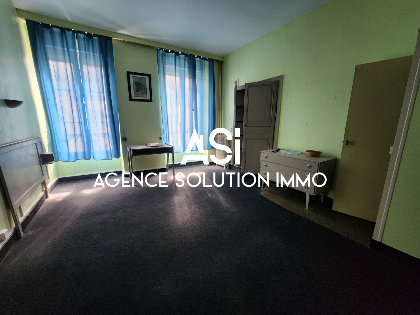 Photo Immeuble - 600m² - Fresnay sur Sarthe image 6/6