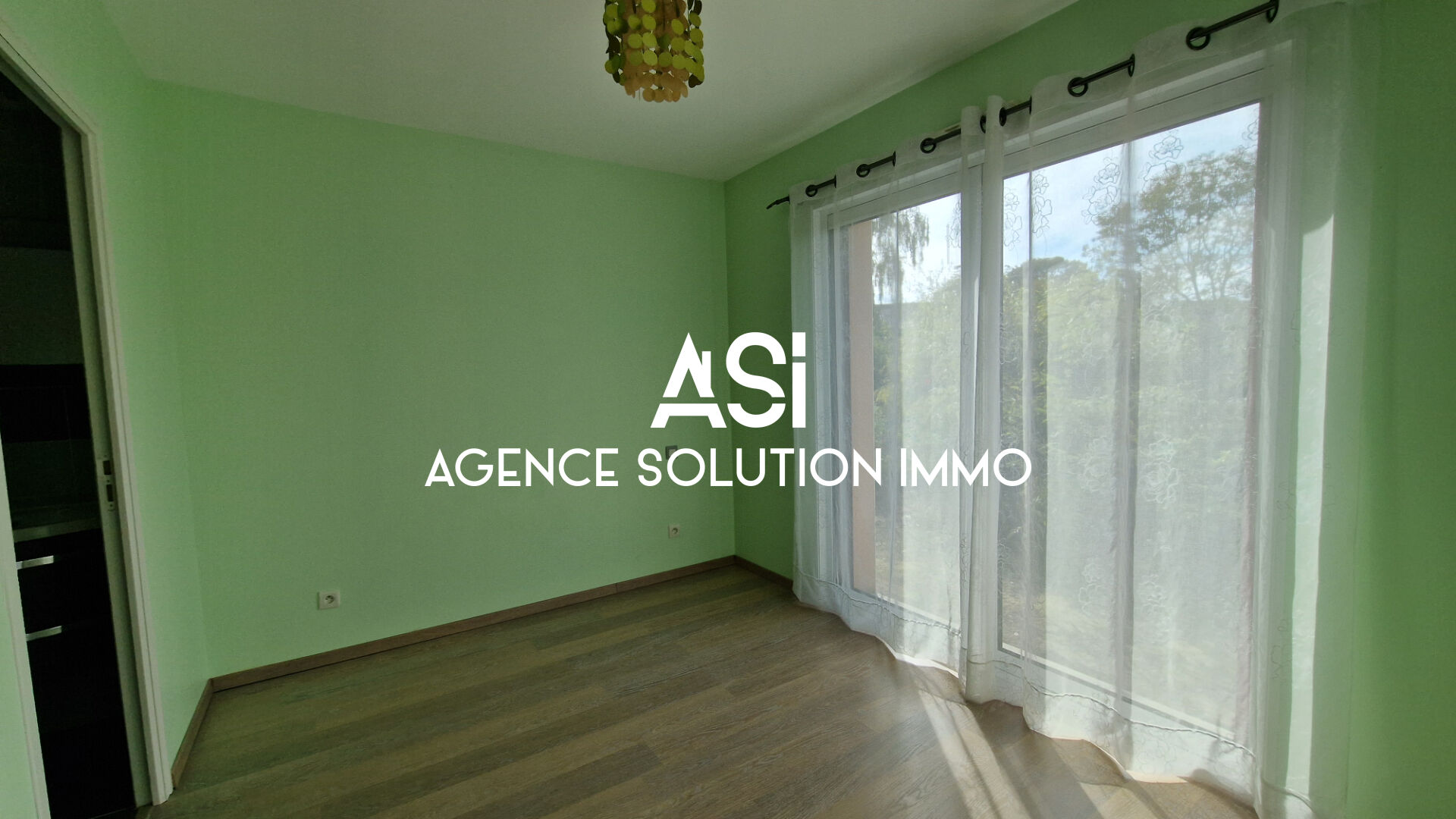 MAISON D'ARCHITECTE, BEAUX VOLUMES JARDIN VERDOYANT