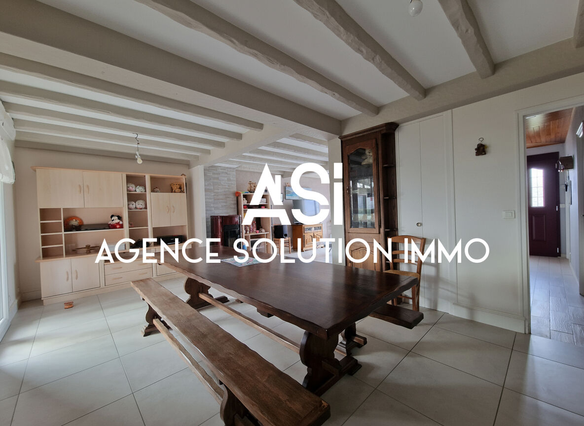 Maison individuelle de 124 m² habitables, 7 pièces dont 5 chambres, sur un terrain clos et arboré de 519 m²