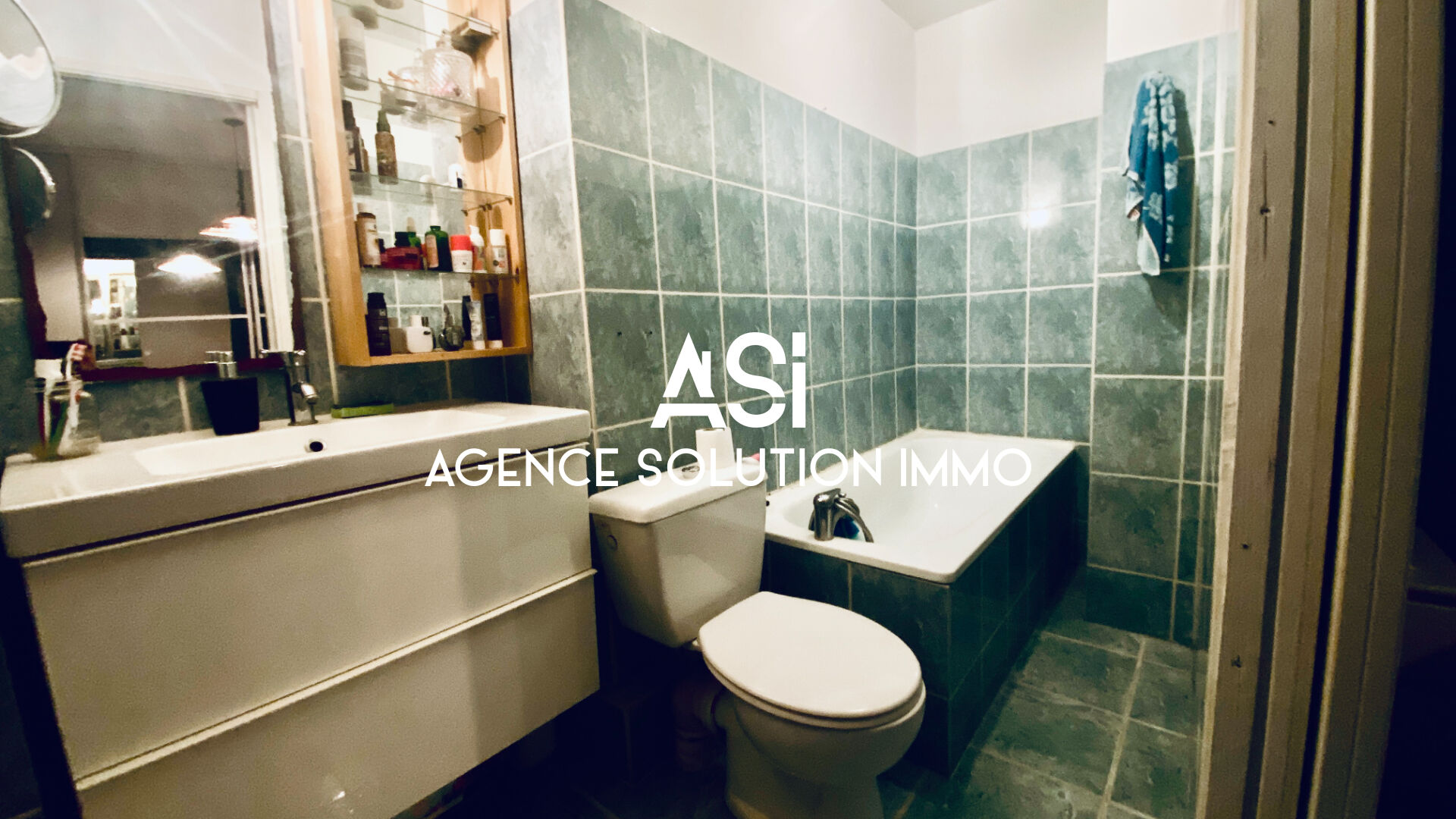 Maison  de bourg Grez En Bouère 9 pièce(s) 150 m2-7 chambres