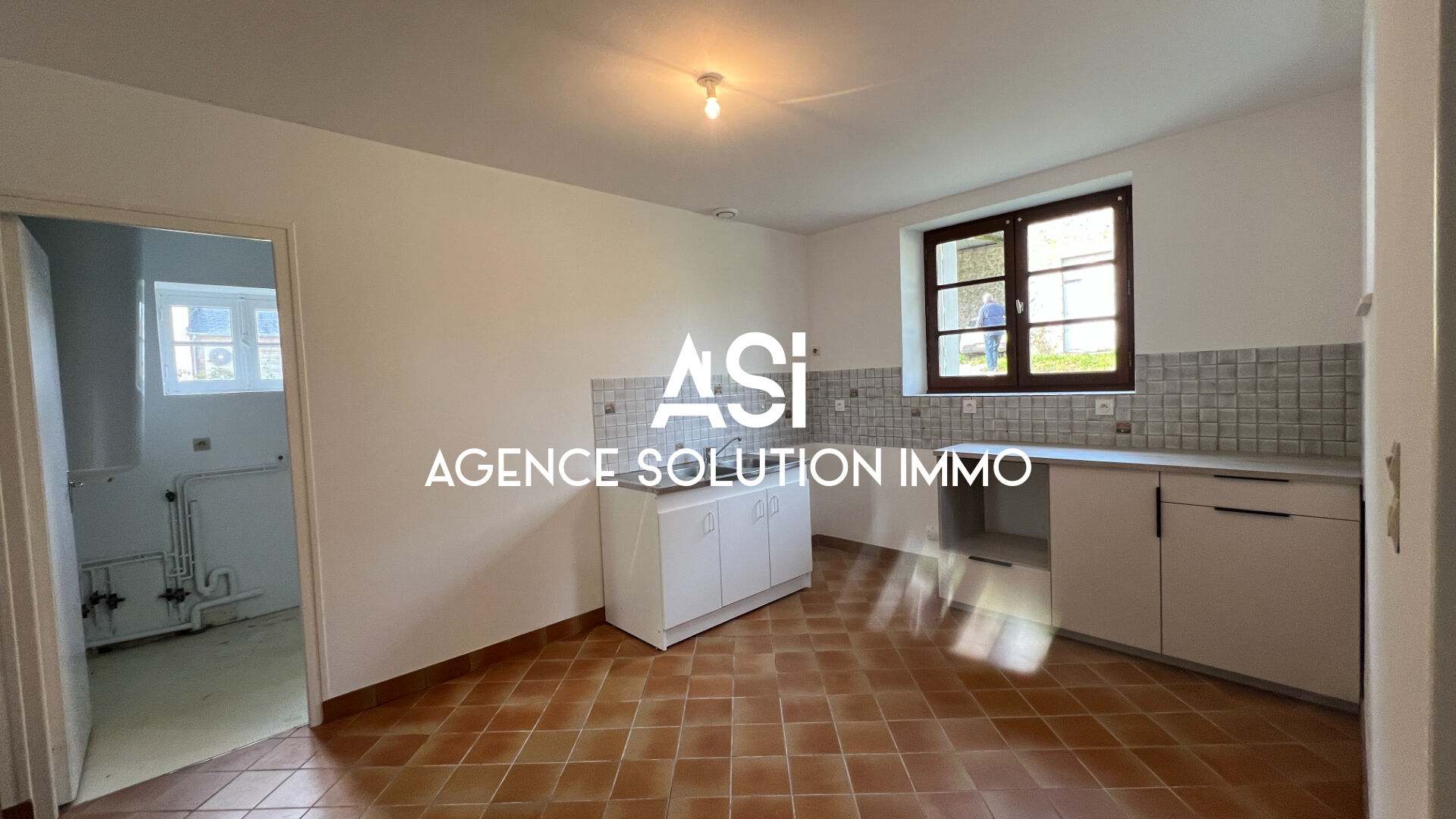 Maison de 240 m2 avec dépendance à la campagne sur un terrain de 2304 m2