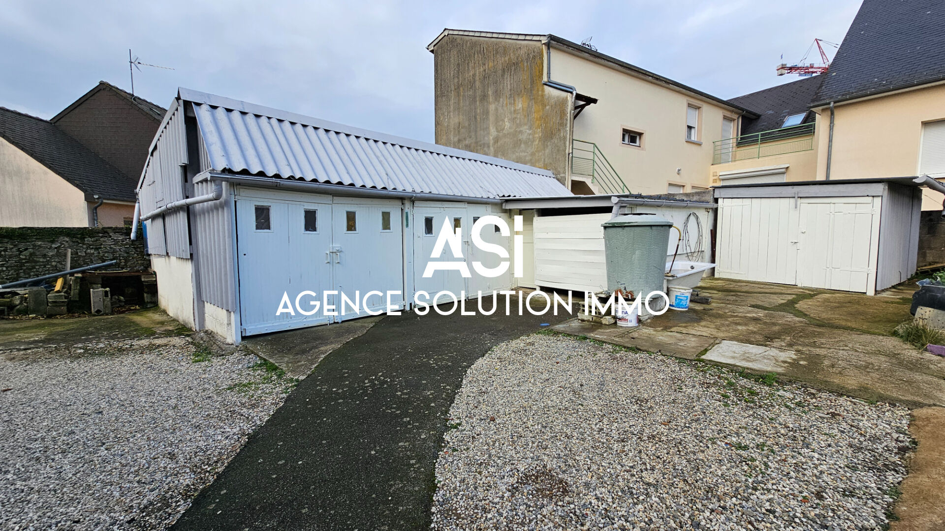 Maison proche gare à Evron 5 pièce(s) 123 m2