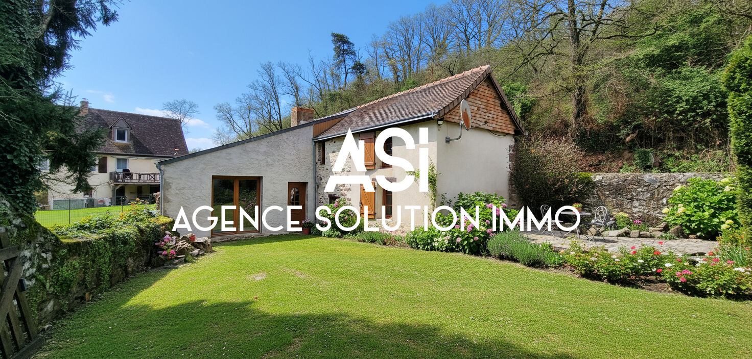 MAISON INDIVIDUELLE T3 RENOVEE AVEC GRANDE DEPENDANCE ET COUR