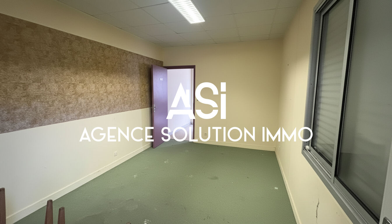 Immeuble de 234.44 m² - Bourg de Passais Villages