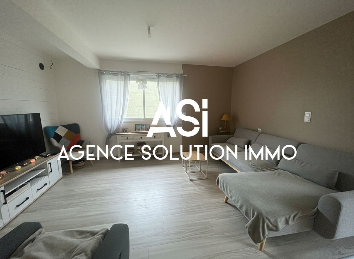 Maison Saint-pierre-la-cour 193m² 8 pièce(s) sur terrain clos de 627m².