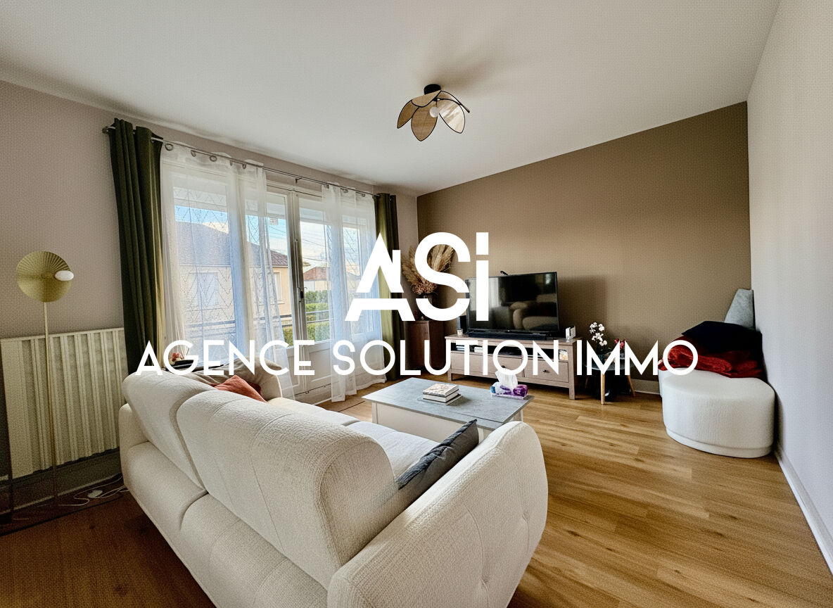 Maison 4 pièce(s) de 73m² sur terrain clos de 540m²  LAVAL