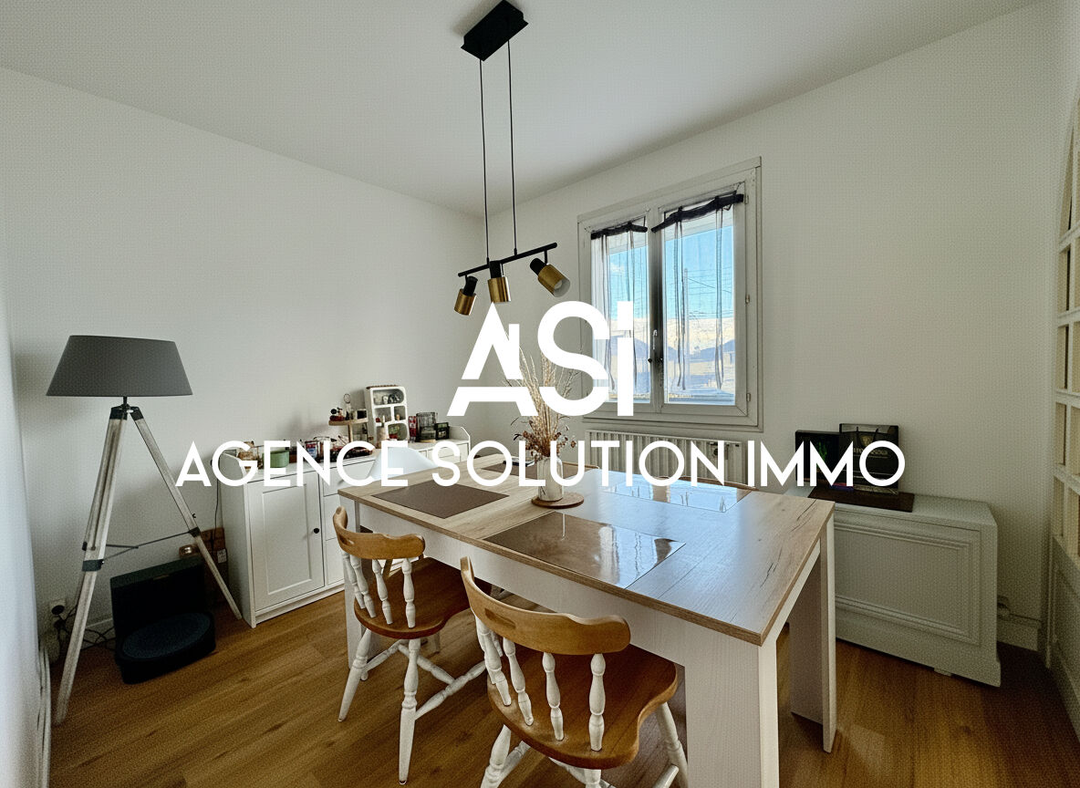 Maison 4 pièce(s) de 73m² sur terrain clos de 540m²  LAVAL