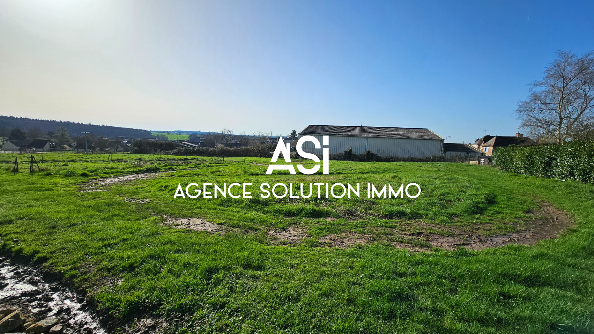 Terrain Constructible avec hangar-  St Denis D Orques 3040 m2