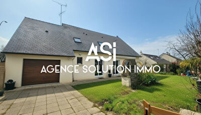 Maison LAVAL avec 4 chambres et terrain de 500 m²