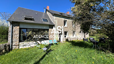 Maison de 125m² sur un terrain de 1326m² avec 6 hectares et une dépendance sur la commune de TRANS