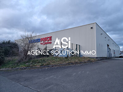 Local commercial Villaines La Juhel 1104 m2