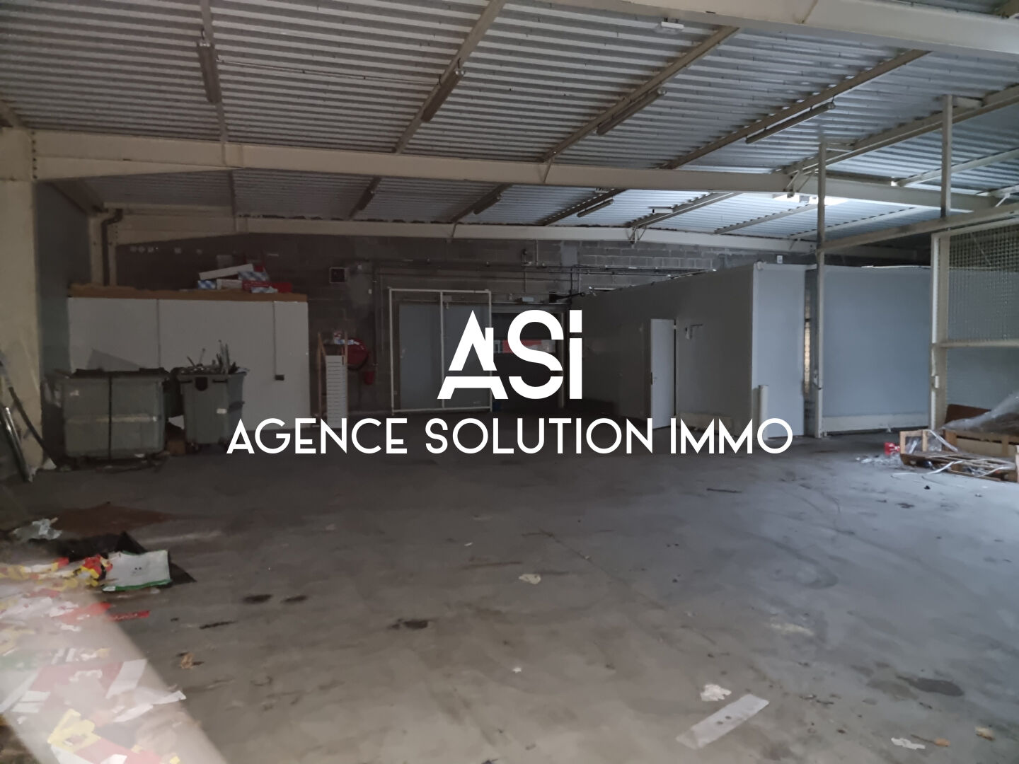 Local commercial Villaines La Juhel 1104 m2