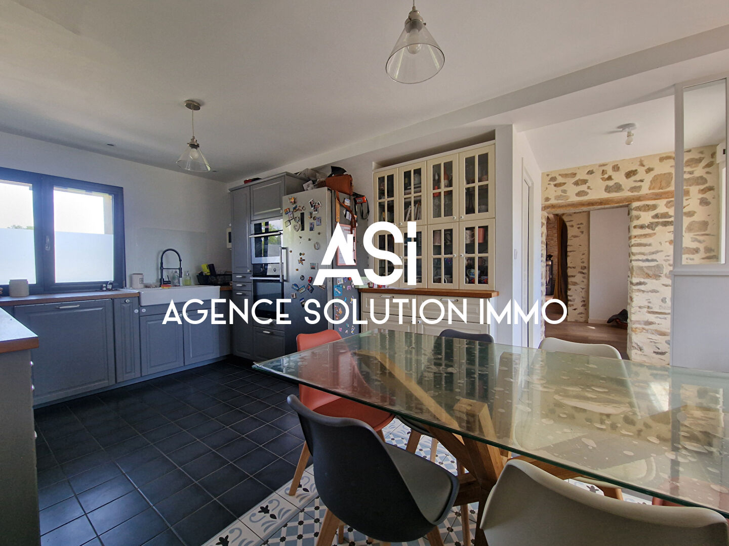 Maison Port-brillet - 685 m² de terrain