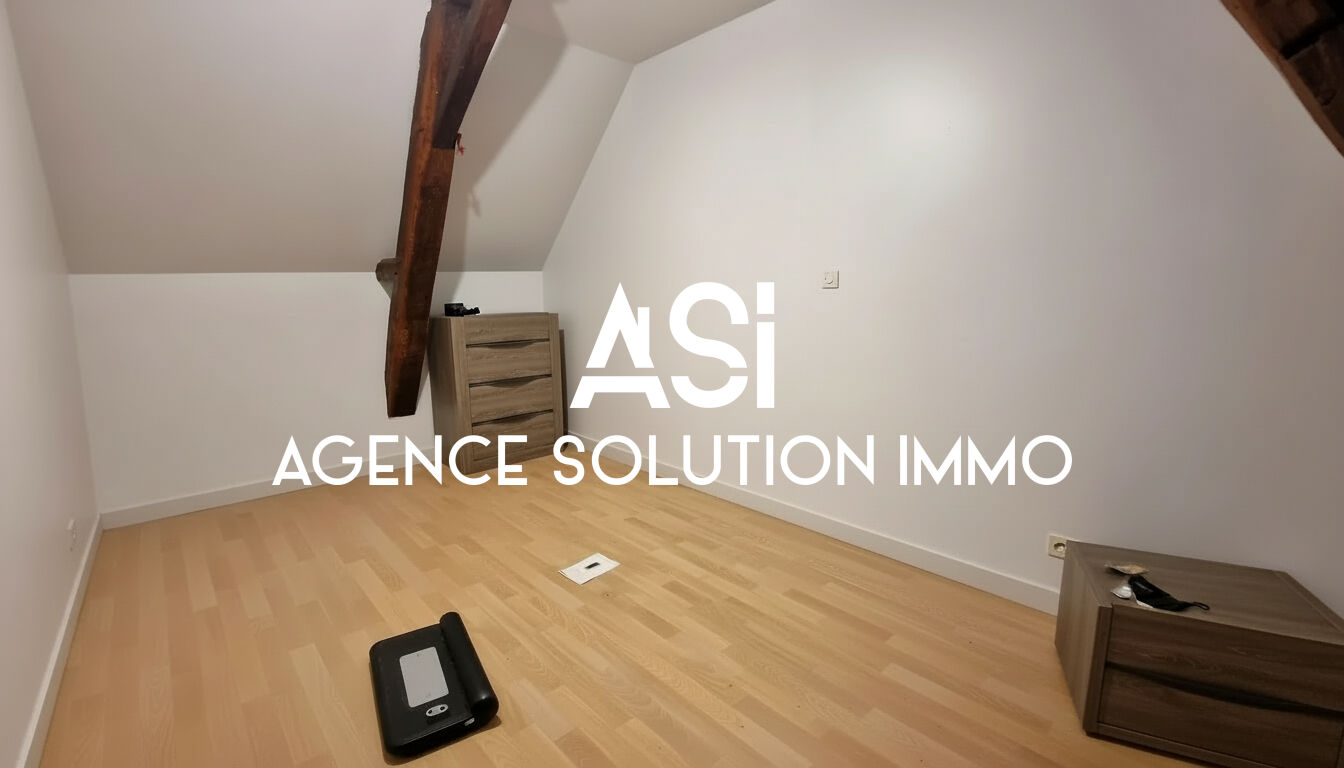 IMMEUBLE CENTRE ARGENTRE LOCAL COMMERCIAL VIDE T2 ET STUDIO VENDUS LOUE