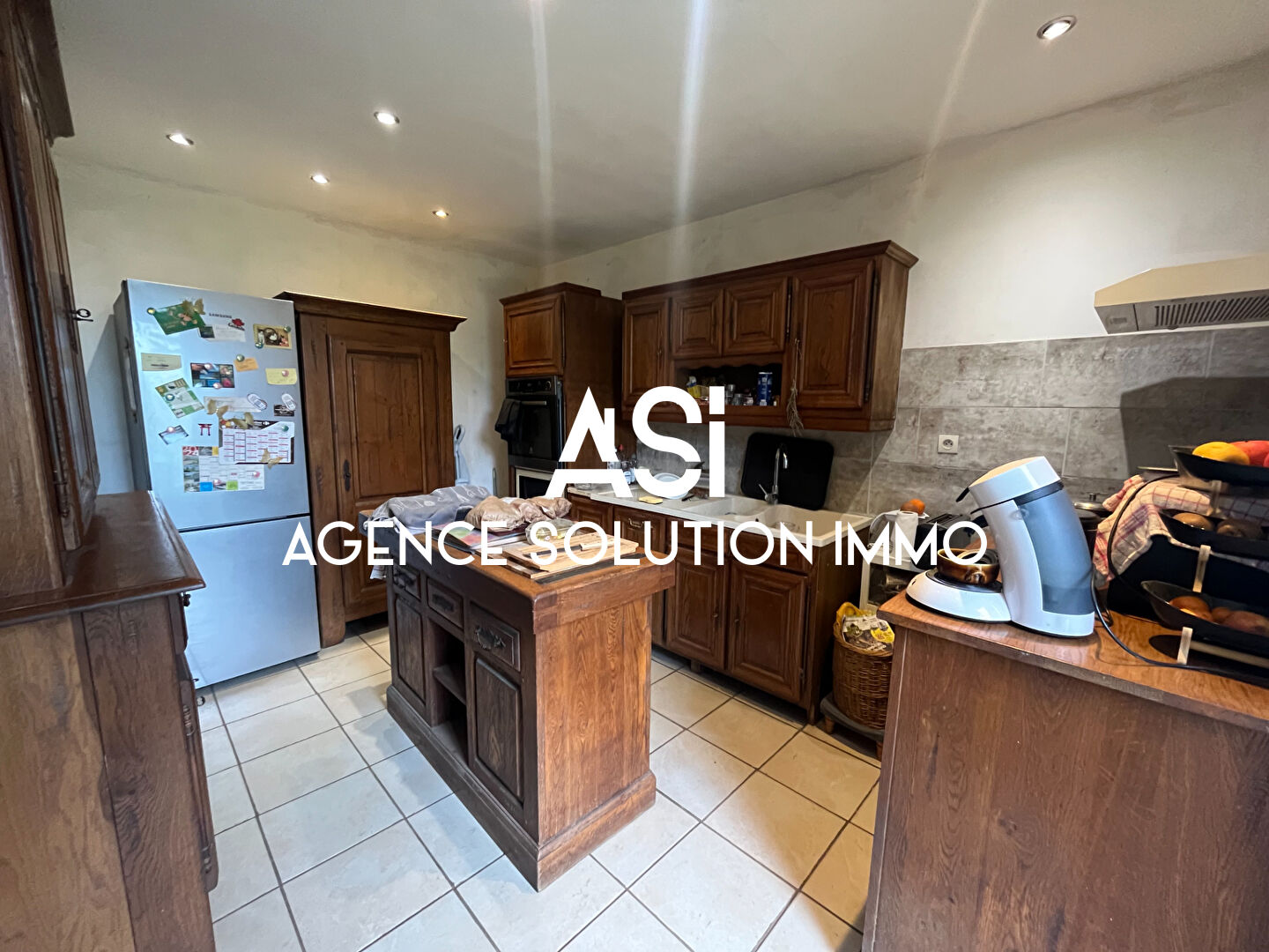 Maison de 82 m² située sur Saint Germain de Coulamer sur un terrain de 8330m² - dépendances - cave