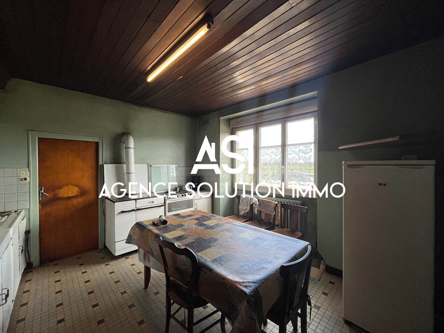 Maison de 72m² à Hardanges - dépendances - garage