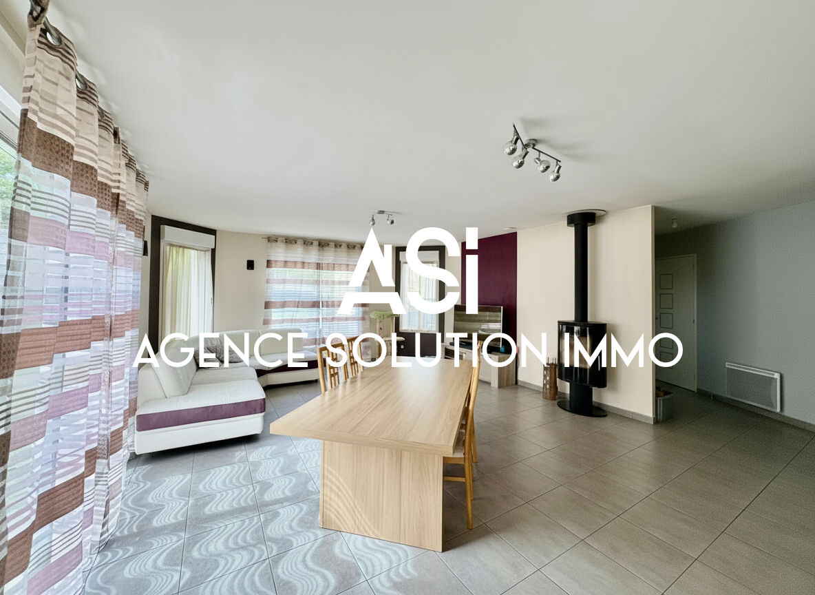 Maison 154m² 7 pièce(s) terrain clos St Ouën des Toits