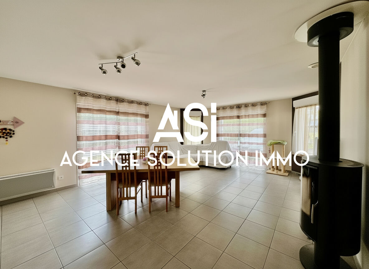 Maison 154m² 7 pièce(s) terrain clos St Ouën des Toits