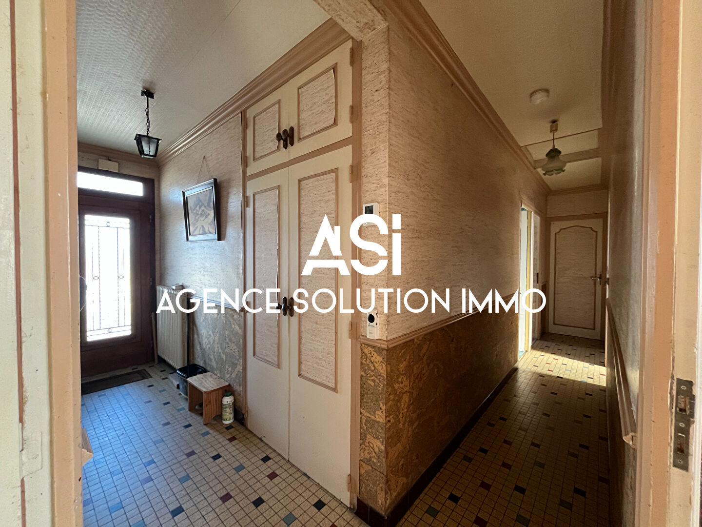 Pavillon sur sous sol + Terrains + Hangar et une bâtisse  - Detached house + outbuildings and land