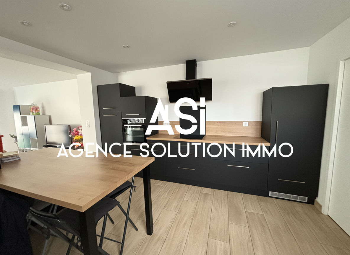 MAISON RECENTE PLAIN PIED GARAGE ET JARDIN LOUVERNE