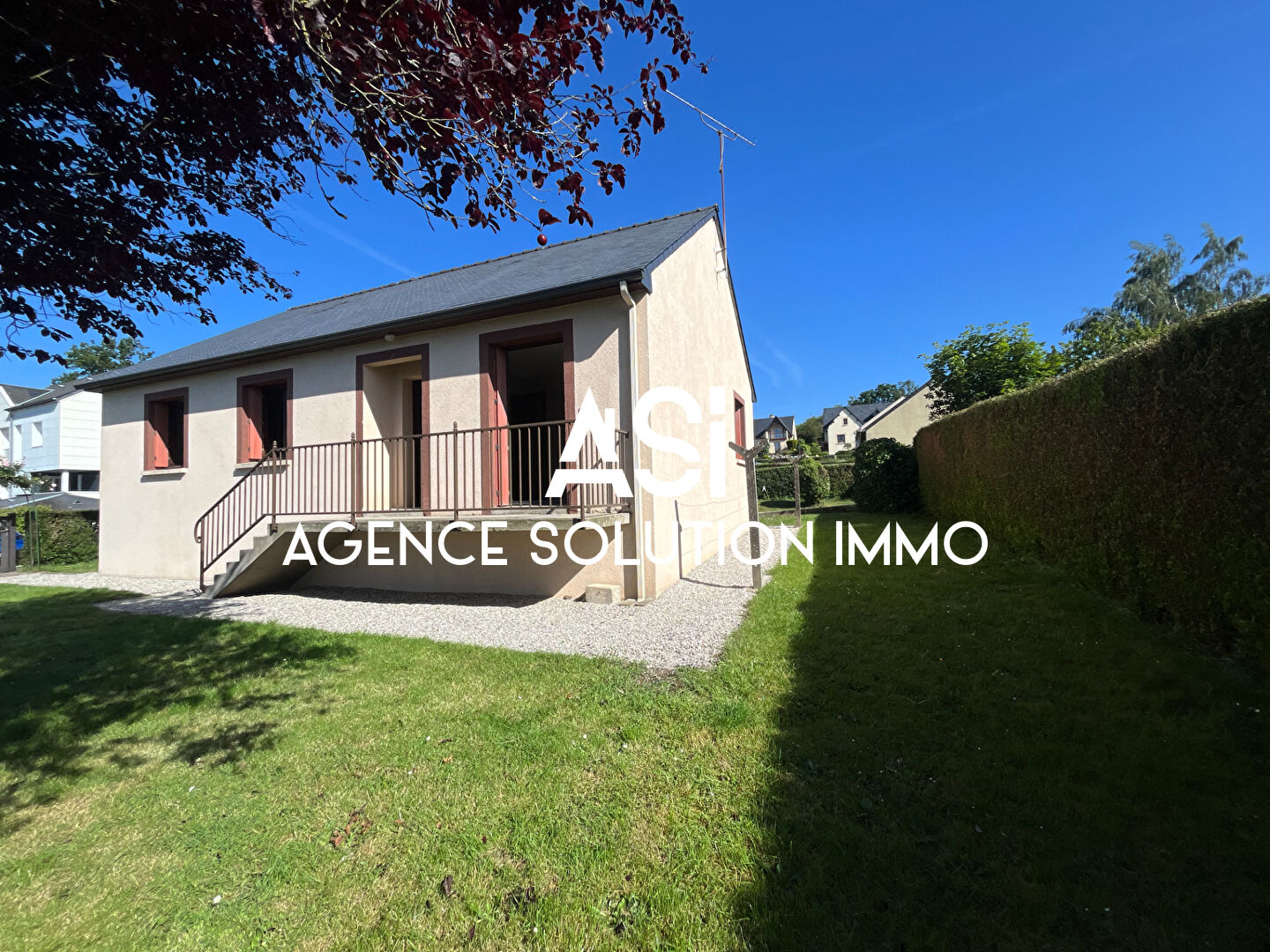 Maison de 80m² à Villaines La Juhel - garage - cave