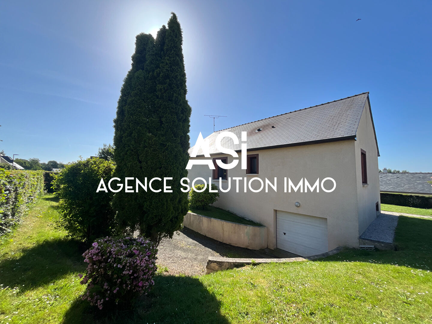 Maison de 80m² à Villaines La Juhel - garage - cave