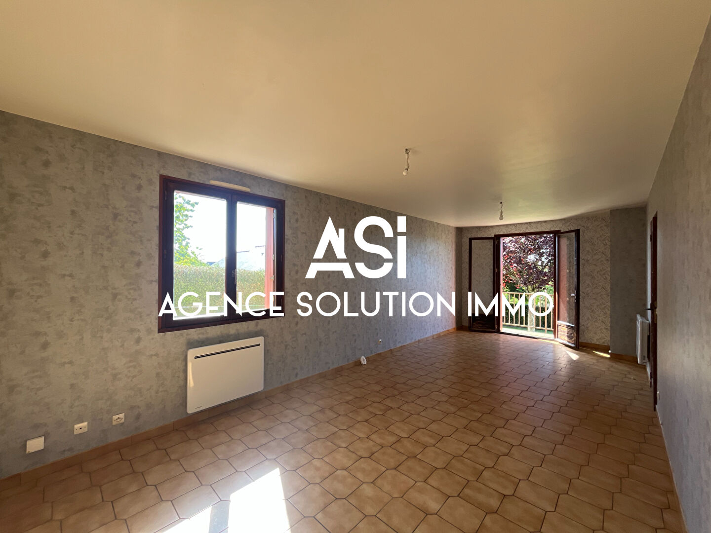 Maison de 80m² à Villaines La Juhel - garage - cave