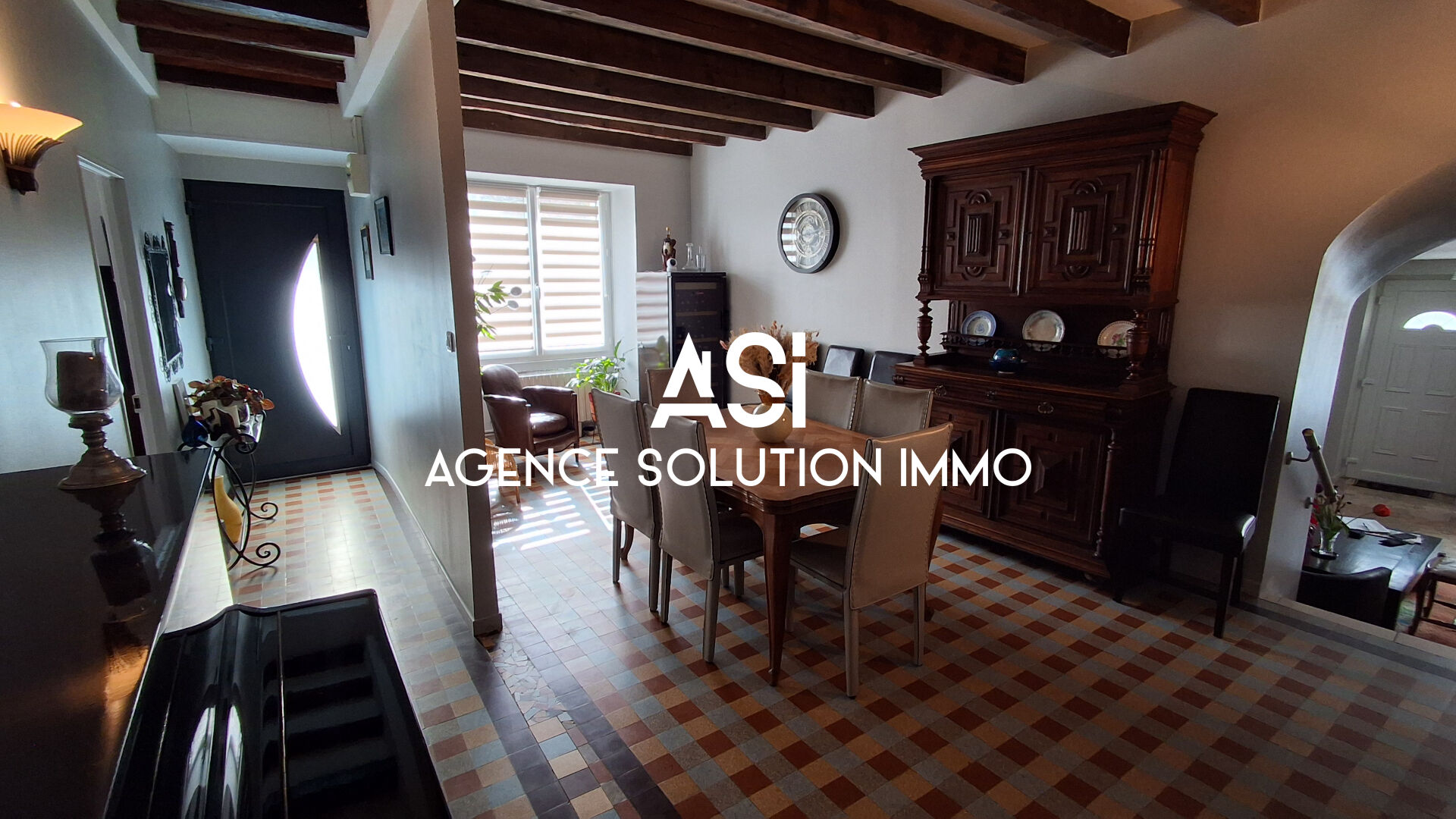 Maison de bourg  4 chambres avec jardin