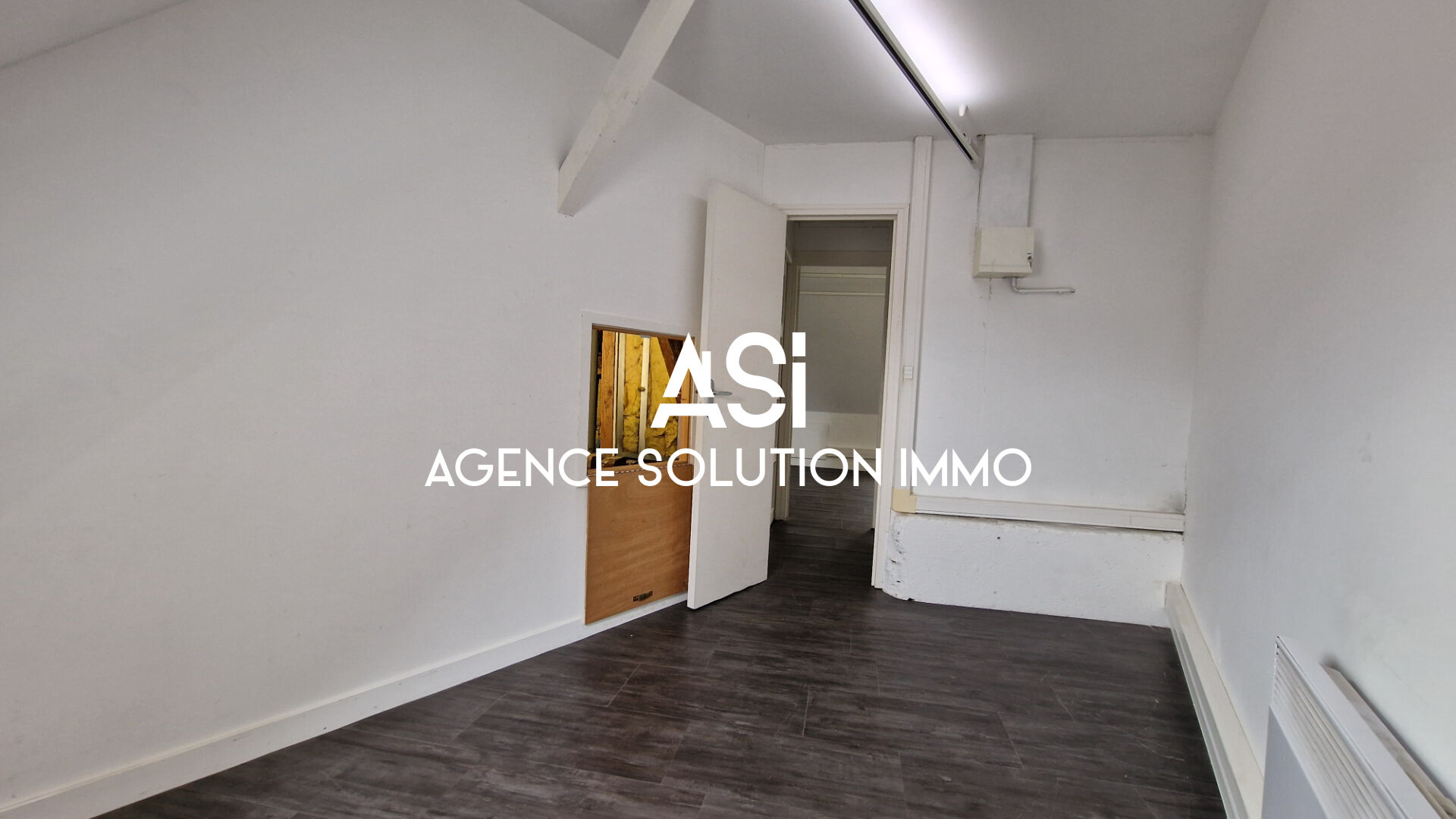 LOCAL COMMERCIAL AVEC POSSIBILITE DE DIVISION EN 2 LOTS 1 APPARTEMENT ET 1 LOCVAL