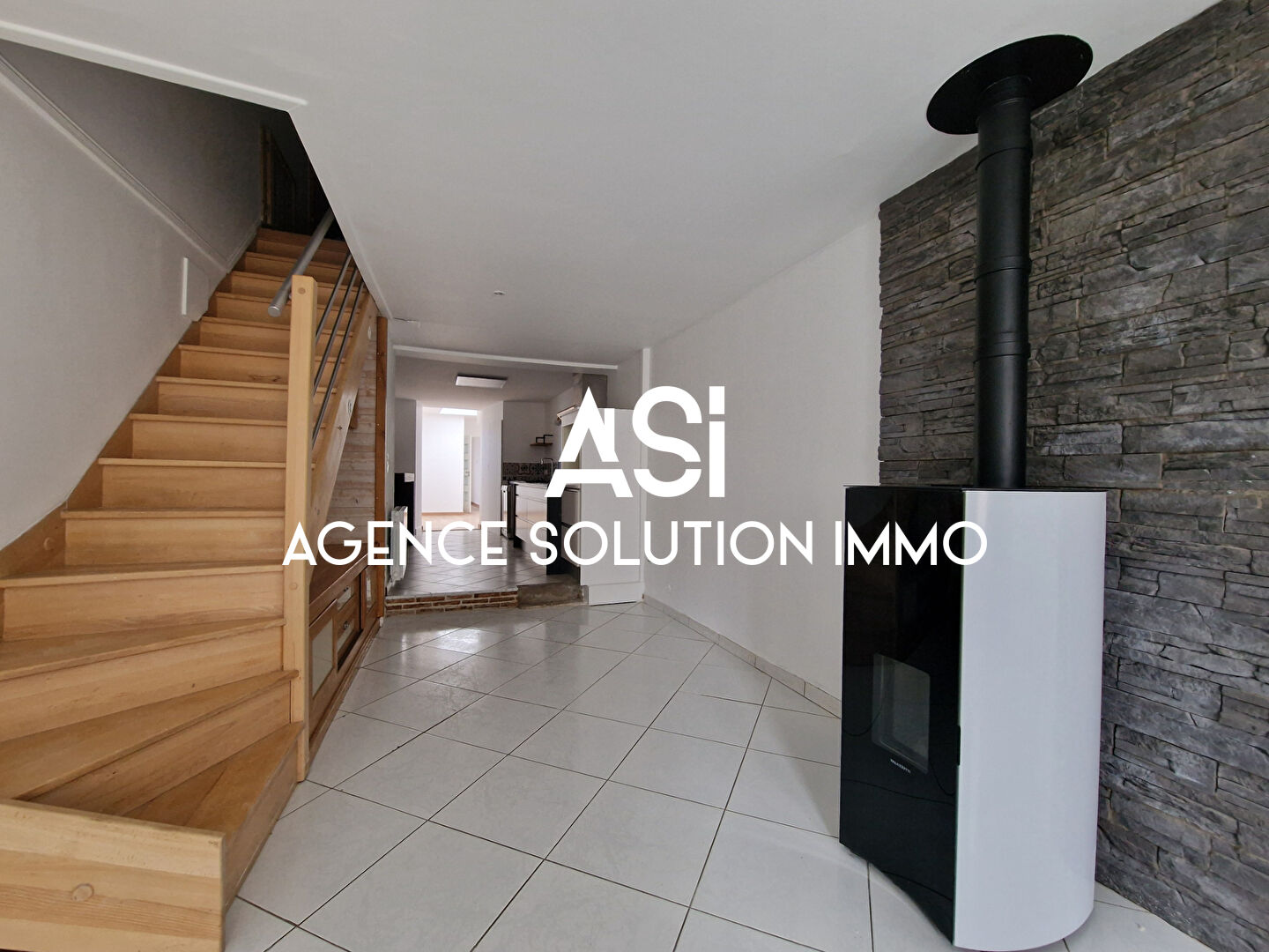 Maison Astillé de 99m² - 3 chambres 2 sde sur 302m² de terrain