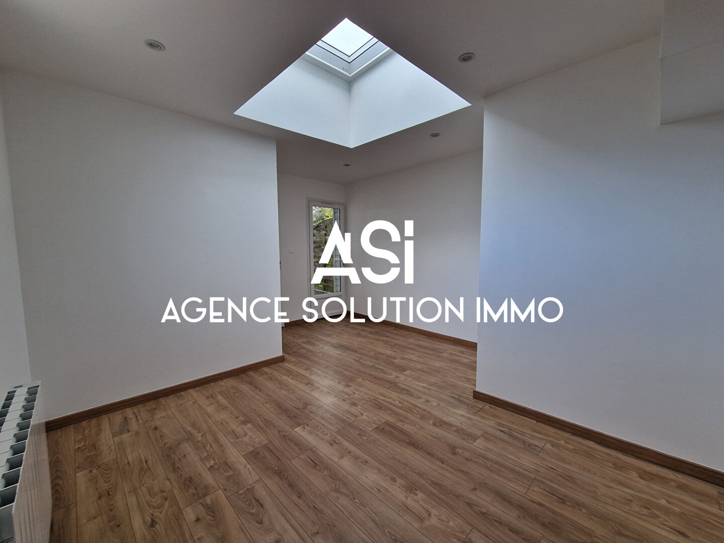 Maison Astillé de 99m² - 3 chambres 2 sde sur 302m² de terrain