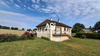 Pavillon, jardin, écurie et terrain - House close to town with stables to renovate