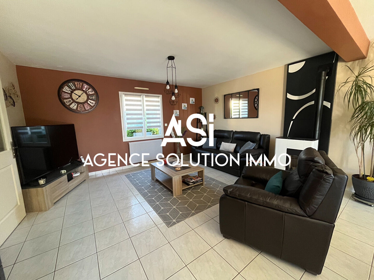 Belle maison de 116m² sur la commune de Villaines la Juhel - 3ch - garage - jardin