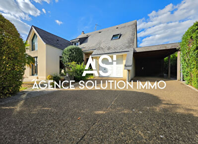 Maison Bonchamp Les Laval 5 pièce(s) 126 m2 - 3 chambres - 1 bureau sur 580 m² de terrain