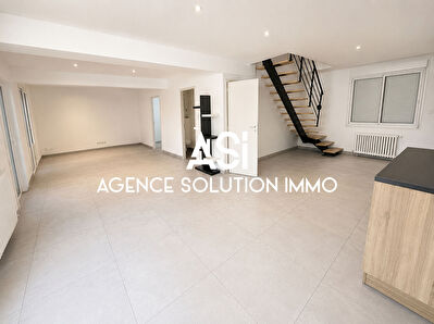 Maison à louer Fougères 98m2
