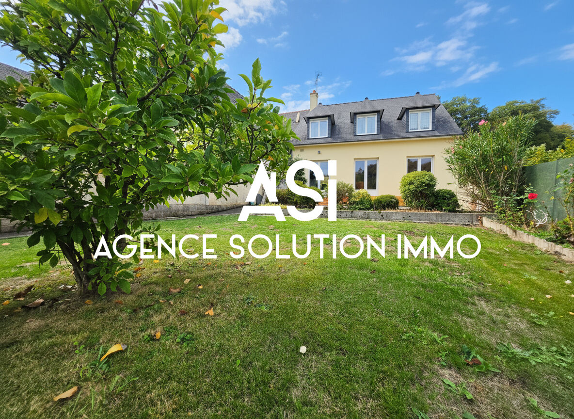 Maison Fougères  6 pièce(s) - 4 chambres sur une parcelle de 407 m² de terrain