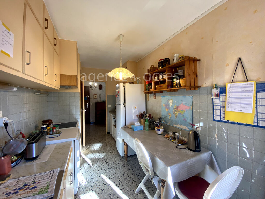 Photo Appartement Apt 4 pièce(s) 74.82 m2 image 6/6