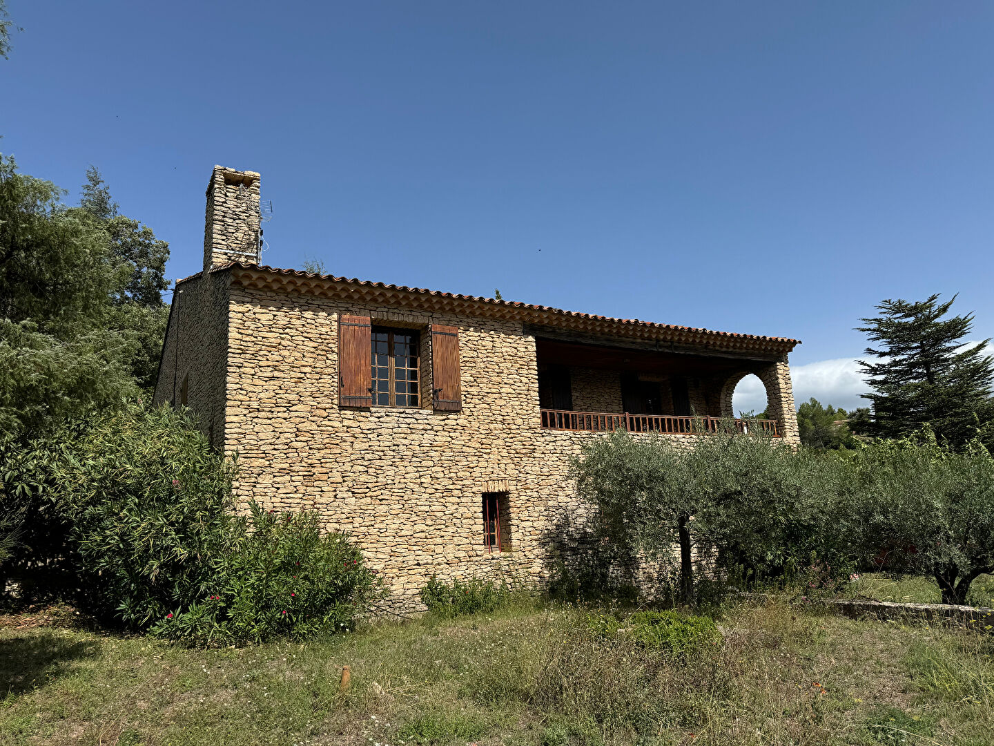 Maison 150m²  APT terrain 1635m²