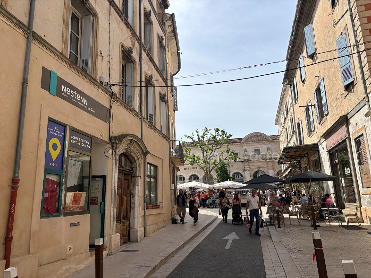Commercial premises in Apt city center