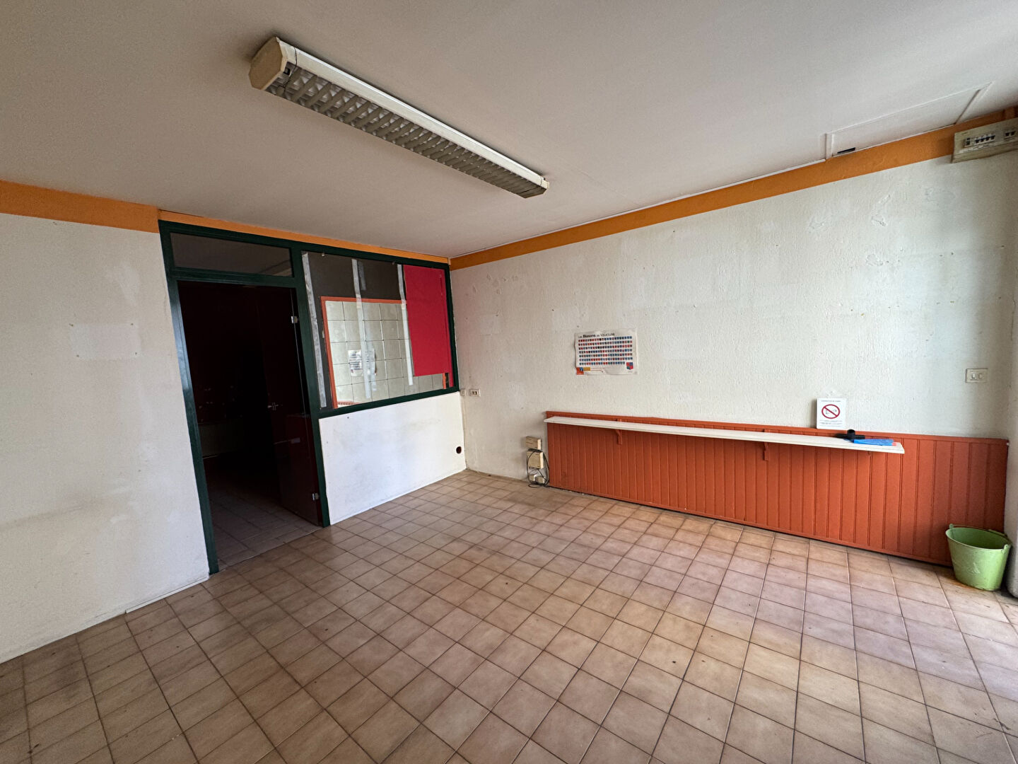 Commercial premises in Apt city center