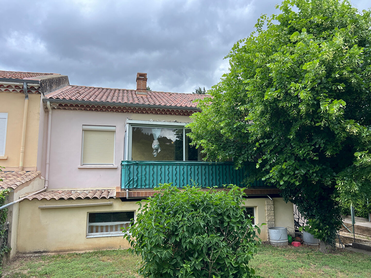 Maison au calme proche centre ville à APT