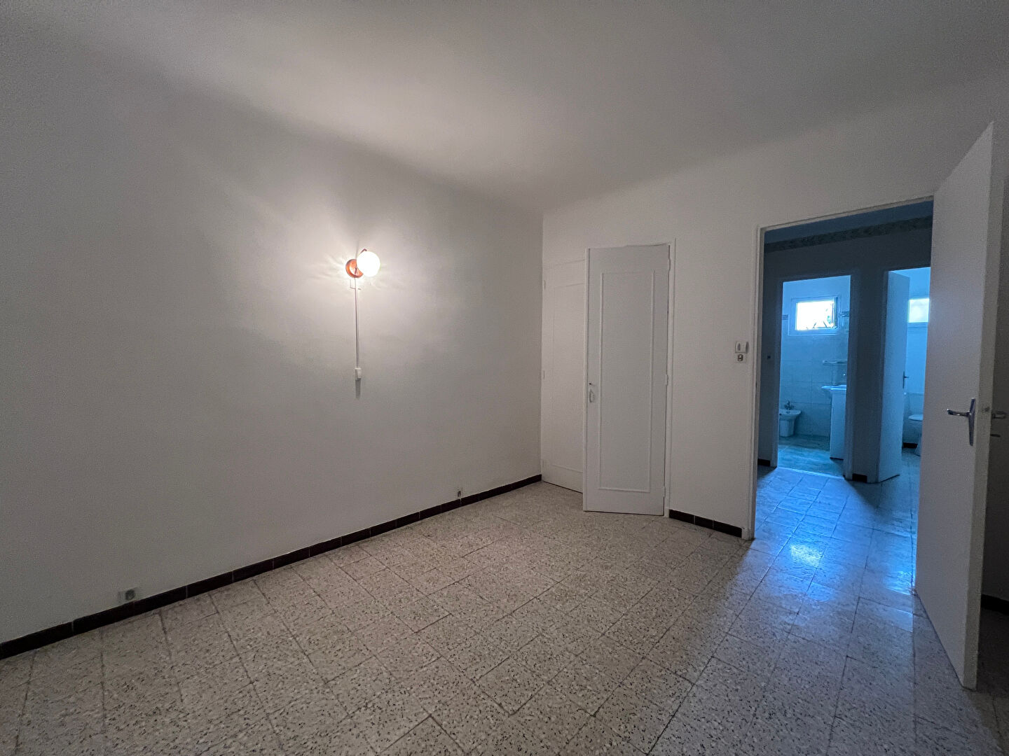 Maison au calme proche centre ville à APT