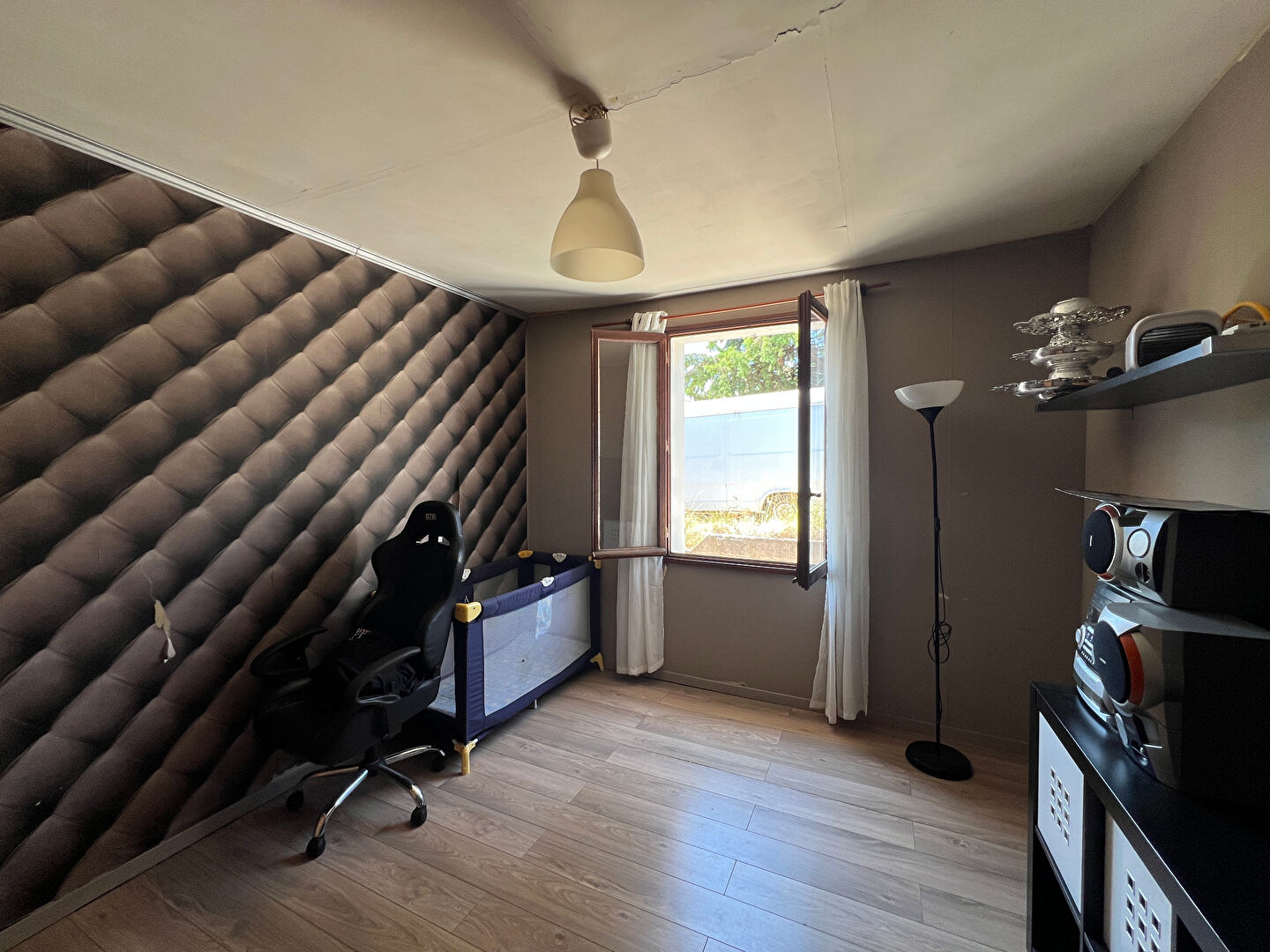 Maison au calme à rénover à GARGAS