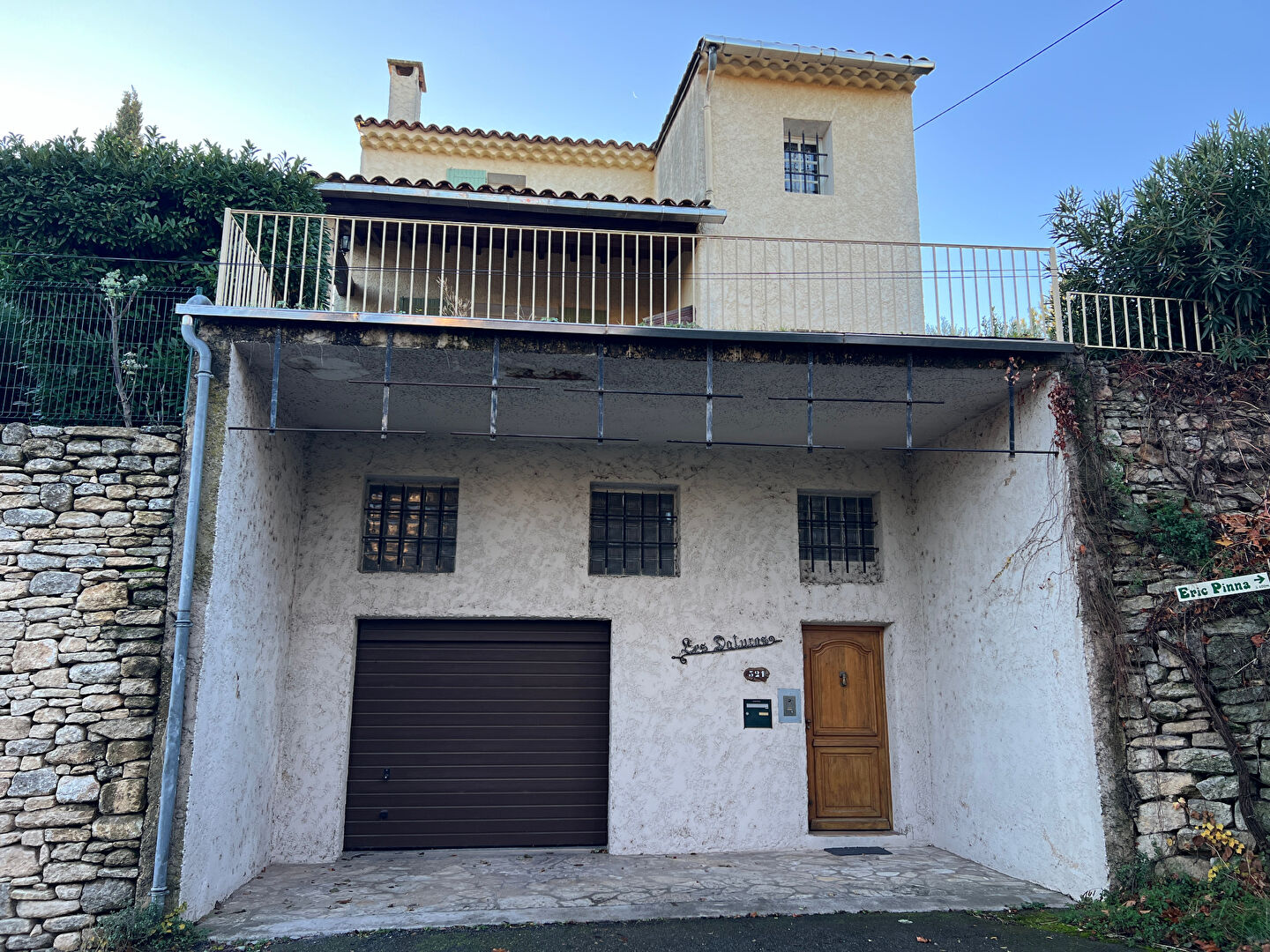 Town center house in APT