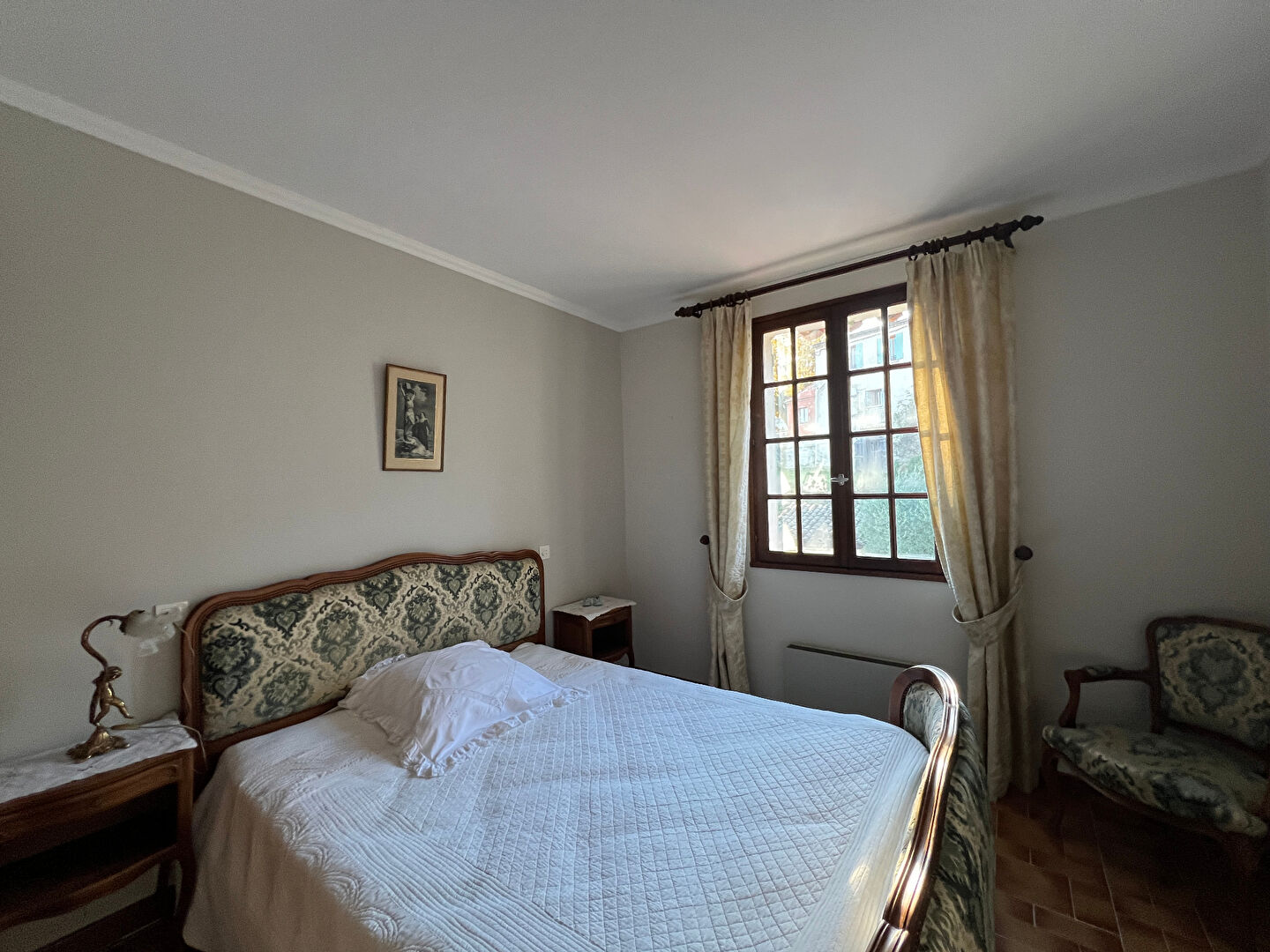 Town center house in APT