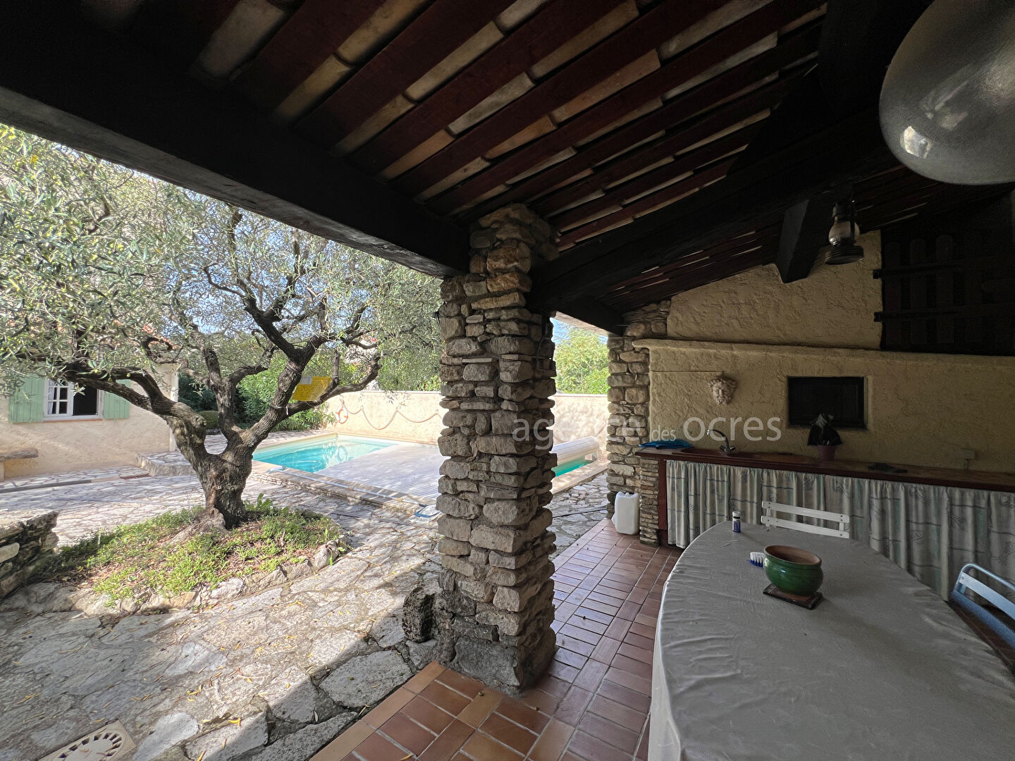 Town center house in APT